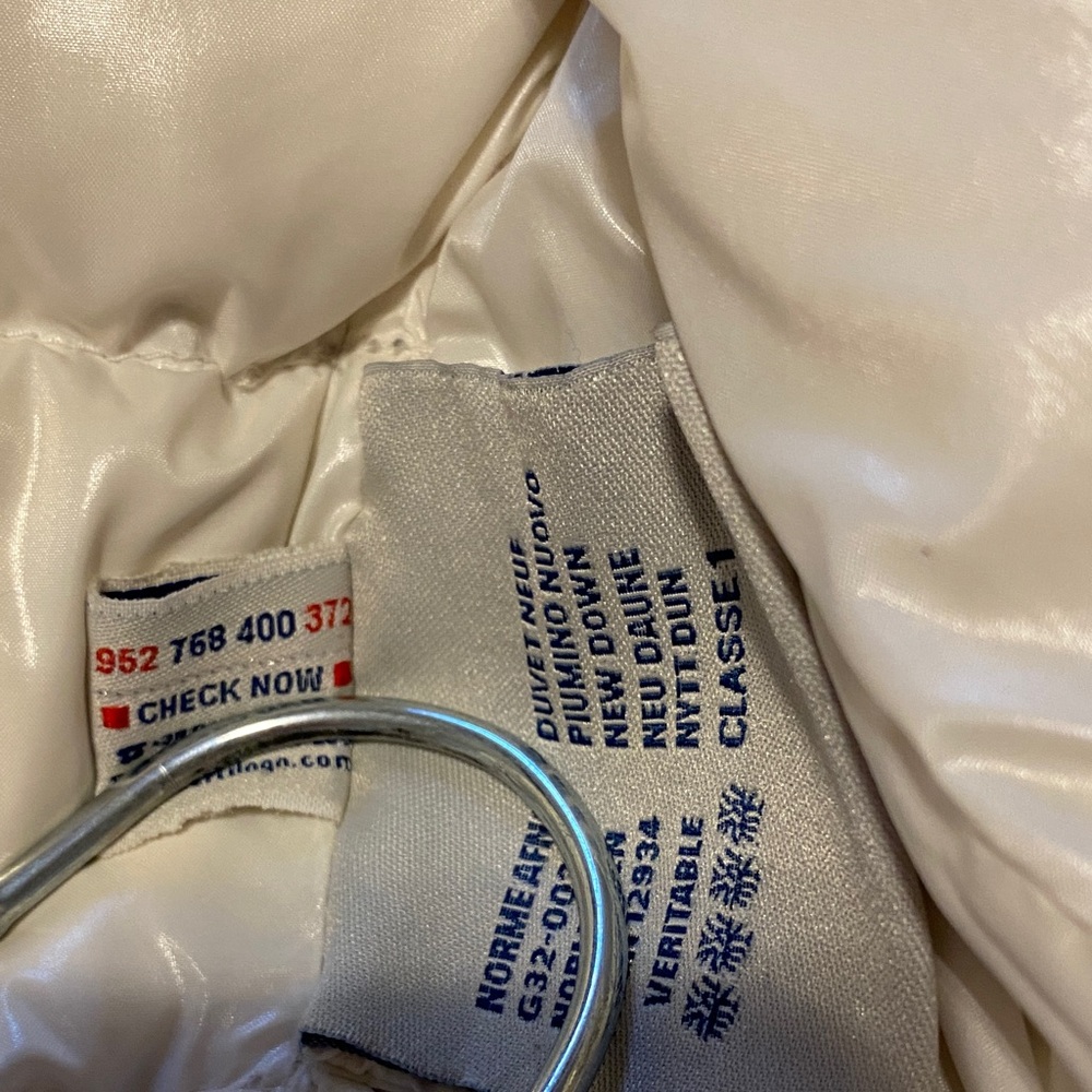 Moncler Puffer Jacket - Picture 4 of 12